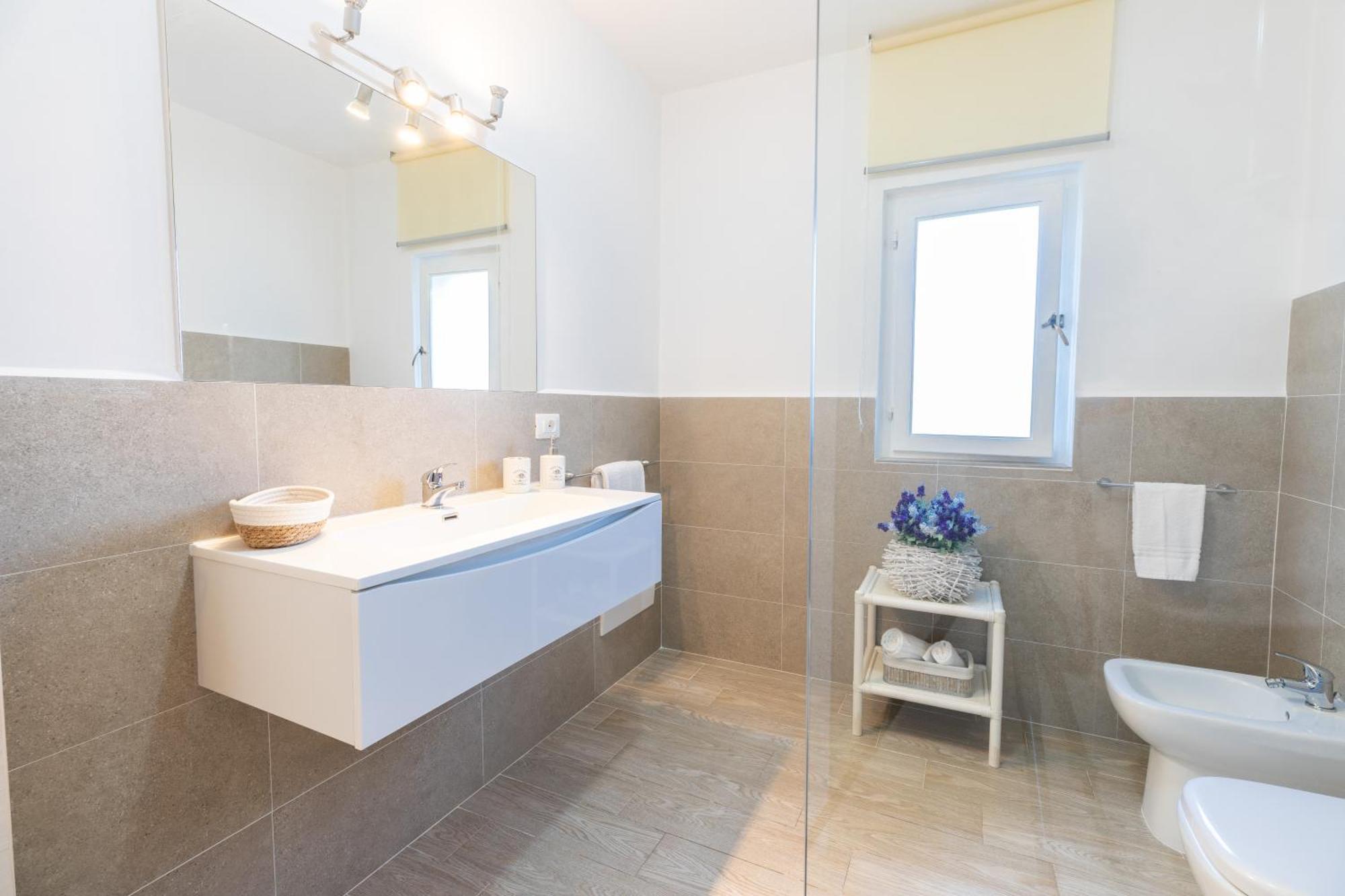 Stazzo San Teodoro Piscina Condivisaアパートメント エクステリア 写真