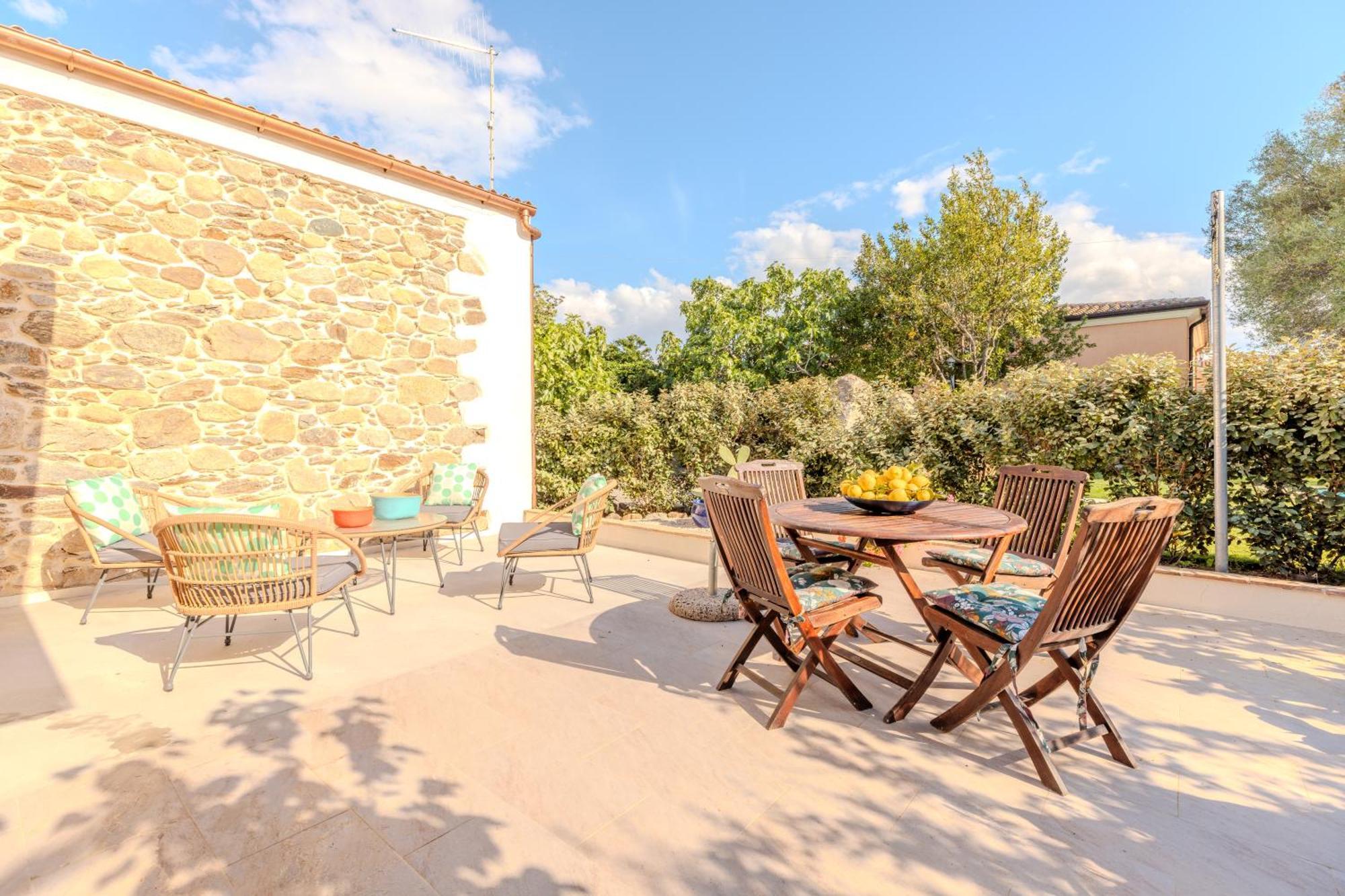 Stazzo San Teodoro Piscina Condivisaアパートメント エクステリア 写真