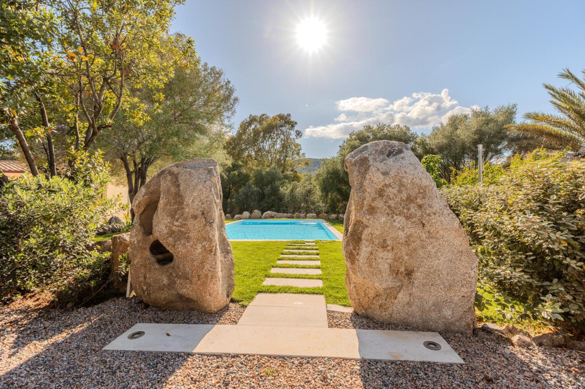 Stazzo San Teodoro Piscina Condivisaアパートメント エクステリア 写真
